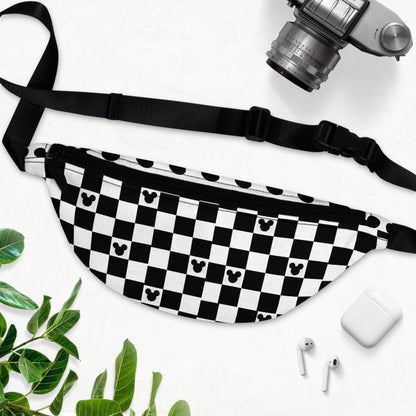 Mickey Mouse Checkerboard Fanny Pack – Stylish and Functional Waist