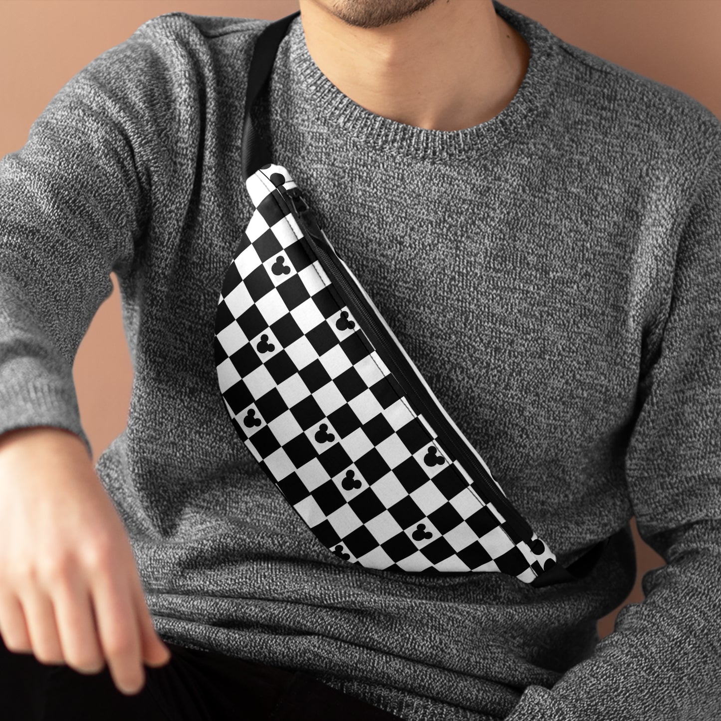 Mickey Mouse Checkerboard Fanny Pack – Stylish and Functional Waist